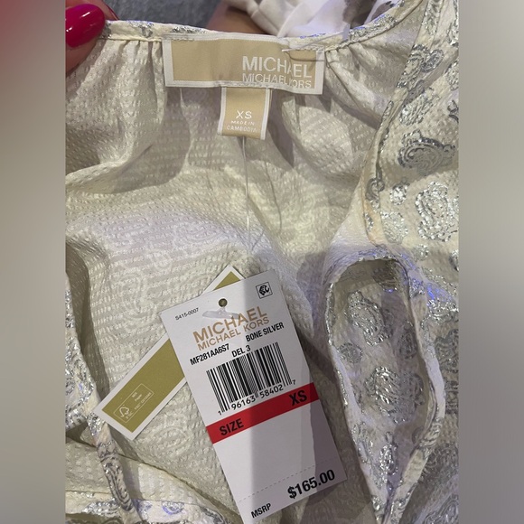 Michael Kors Foil Paisley Print V-Neck Tie Tiered Dress - Picture 5 of 7